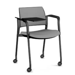 Chaise Kyos tablette par Sokoa