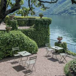 Mobilier d'extérieur chaise et table de terrasse